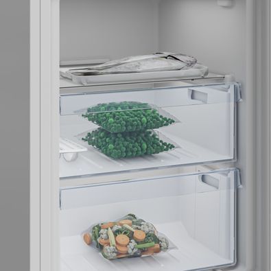 Холодильник Beko RCSA240K40WN RCSA240K40WN фото