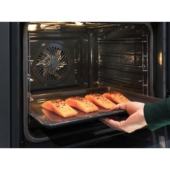 Духова шафа Electrolux EOB8S39WZ EOB8S39WZ фото