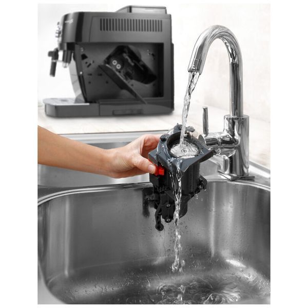 Кавомашина DeLonghi ECAM 22.112 B ECAM 22.112 B фото