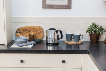 Чайник RUSSELL HOBBS 24990-70 23705016001 фото
