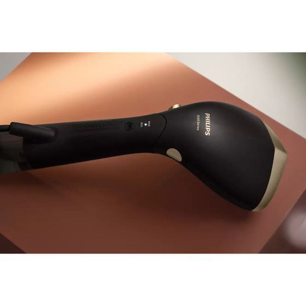 Відпарювач для одягу Philips STH7060/80 STH7060/80 фото