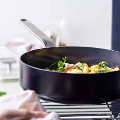 Сотейник GreenPan Evolution з кришкою 26 см, 3,7 л (CC007086-001) CC007086-001 фото