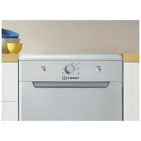 Посудомийна машина Indesit DSCFE1B10SRU DSCFE1B10SRU фото