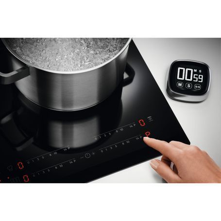 Варильна поверхня Electrolux EIS62453 EIS62453 фото