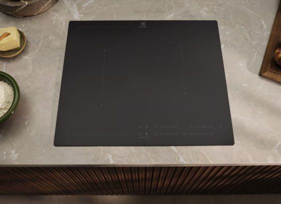 Варочна поверхня Electrolux EIT60433CT EIT60433CT фото