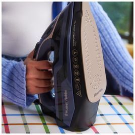 Праска Russell Hobbs, 3100Вт, паровий удар -210гр, верт. відпарювання, керам. підошва, чорно-синий 28630-56 фото