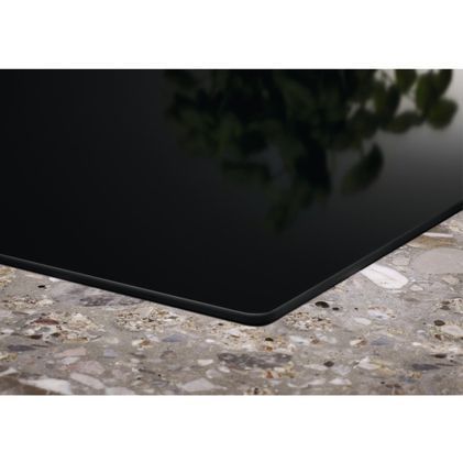 Варильна поверхня Electrolux LHR3233CK LHR3233CK фото