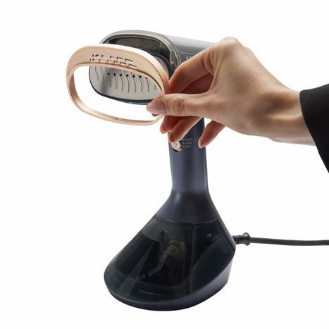 Відпарювач Russell Hobbs Genie VacuSteam, 1800Вт, 200мл, паровий удар -20гр, верт. відпарювання, кер 28550-56 фото
